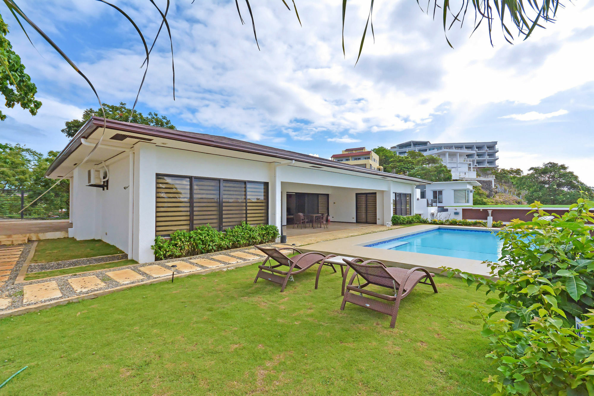 One Hagdan Villas Yapak Luaran gambar