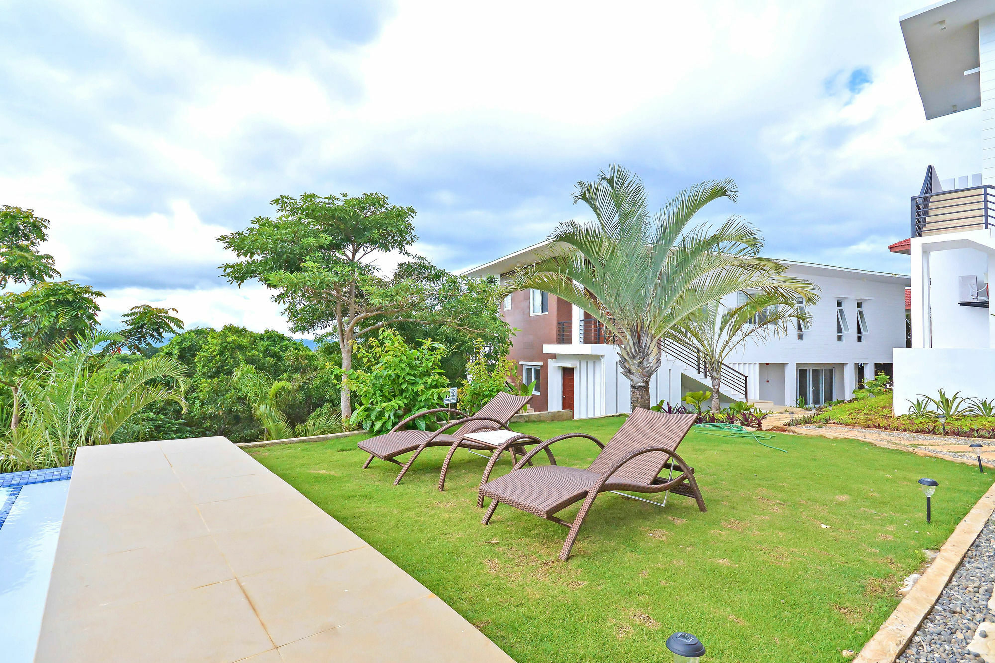 One Hagdan Villas Yapak Luaran gambar
